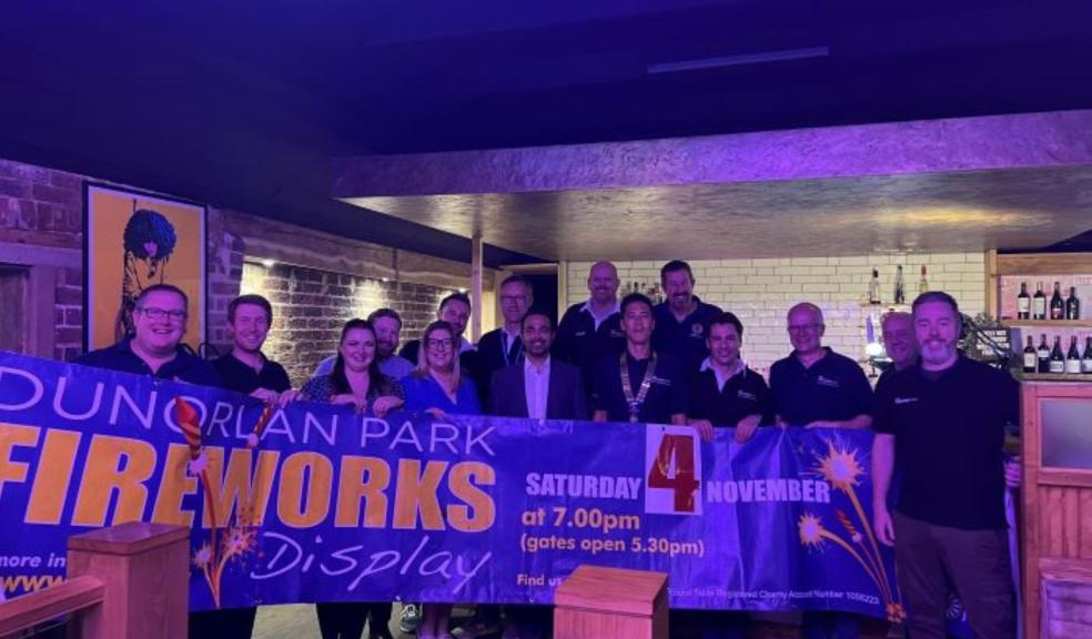 Dandara sponsors Dunorlan Park fireworks 