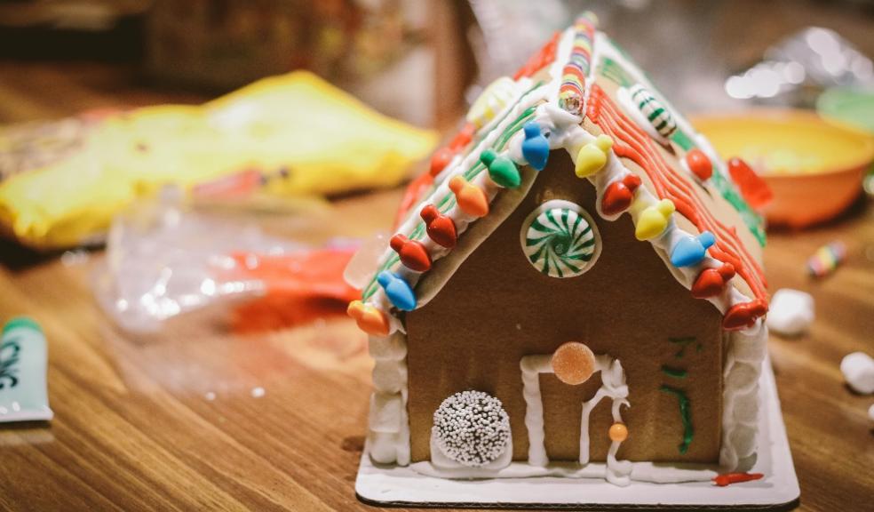 How much it would cost to build your very own 3 bed, semi-detached gingerbread house How much it would cost to build your very own 3 bed, semi-detached gingerbread house.