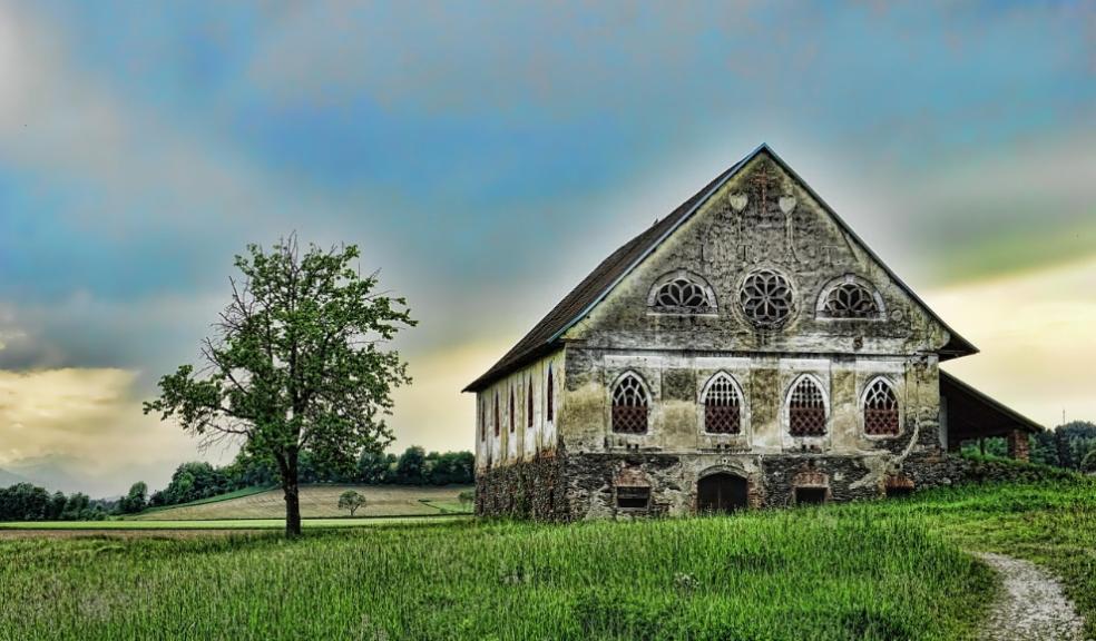 Poor condition house