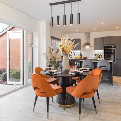 The open plan dining kitchen